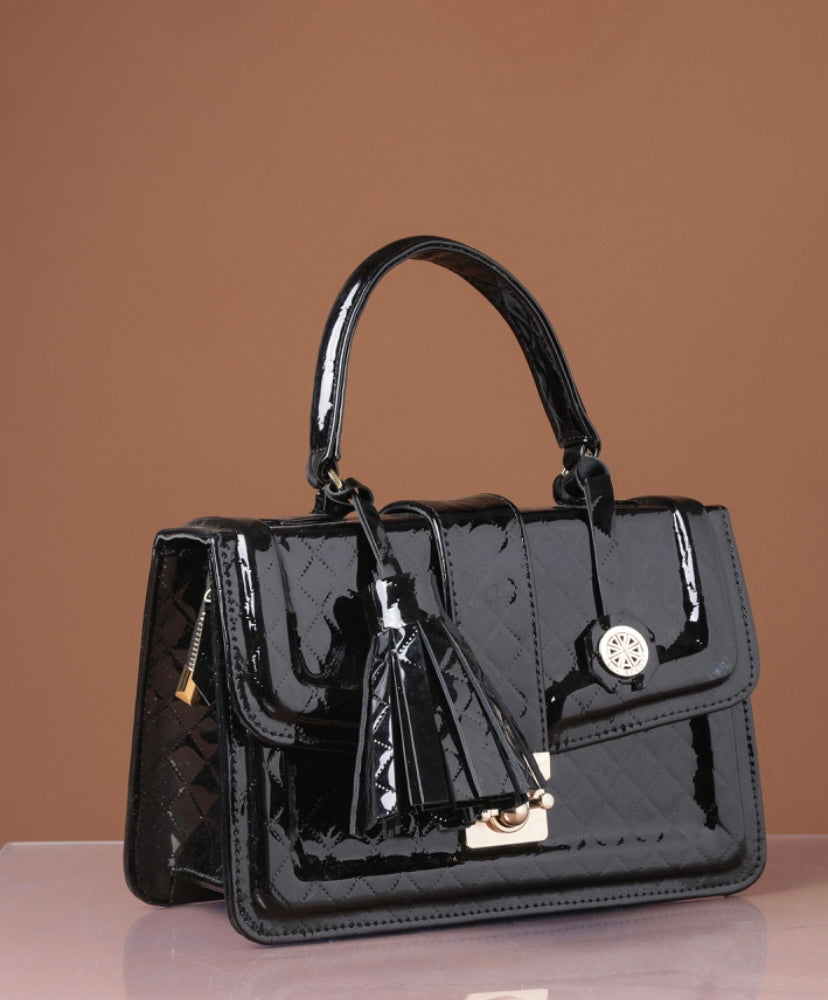 Asmaupoise Black Leather Handbag