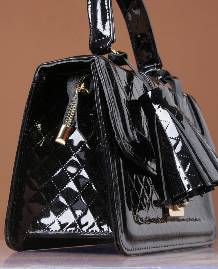 Asmaupoise Black Leather Handbag
