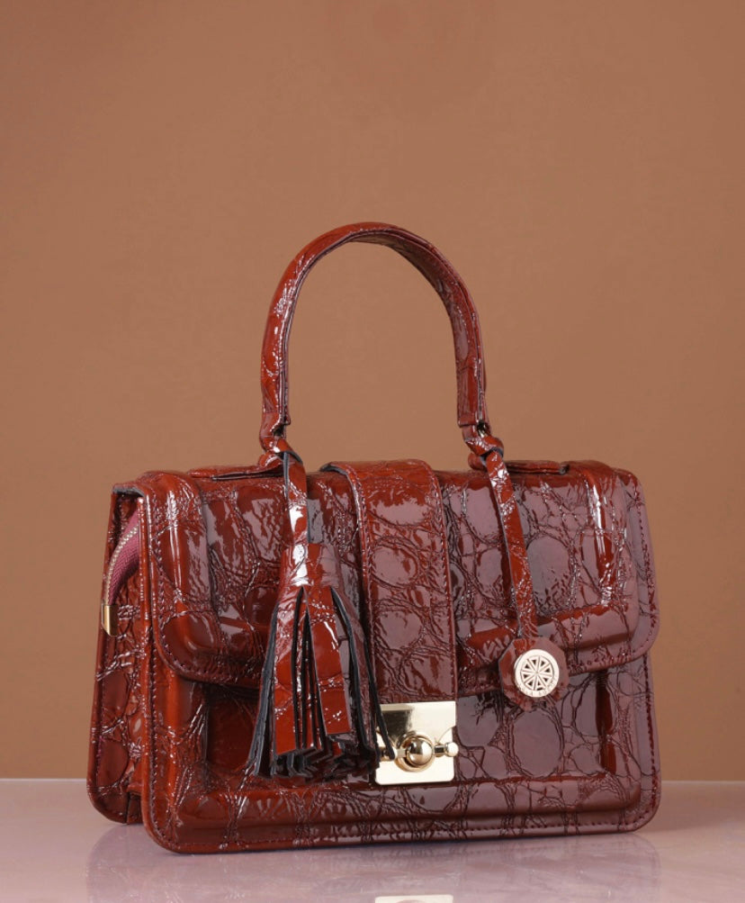 Asmaupoise wine leather handbag